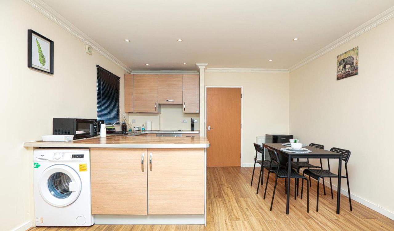 Surespring Apartment Erith Kültér fotó